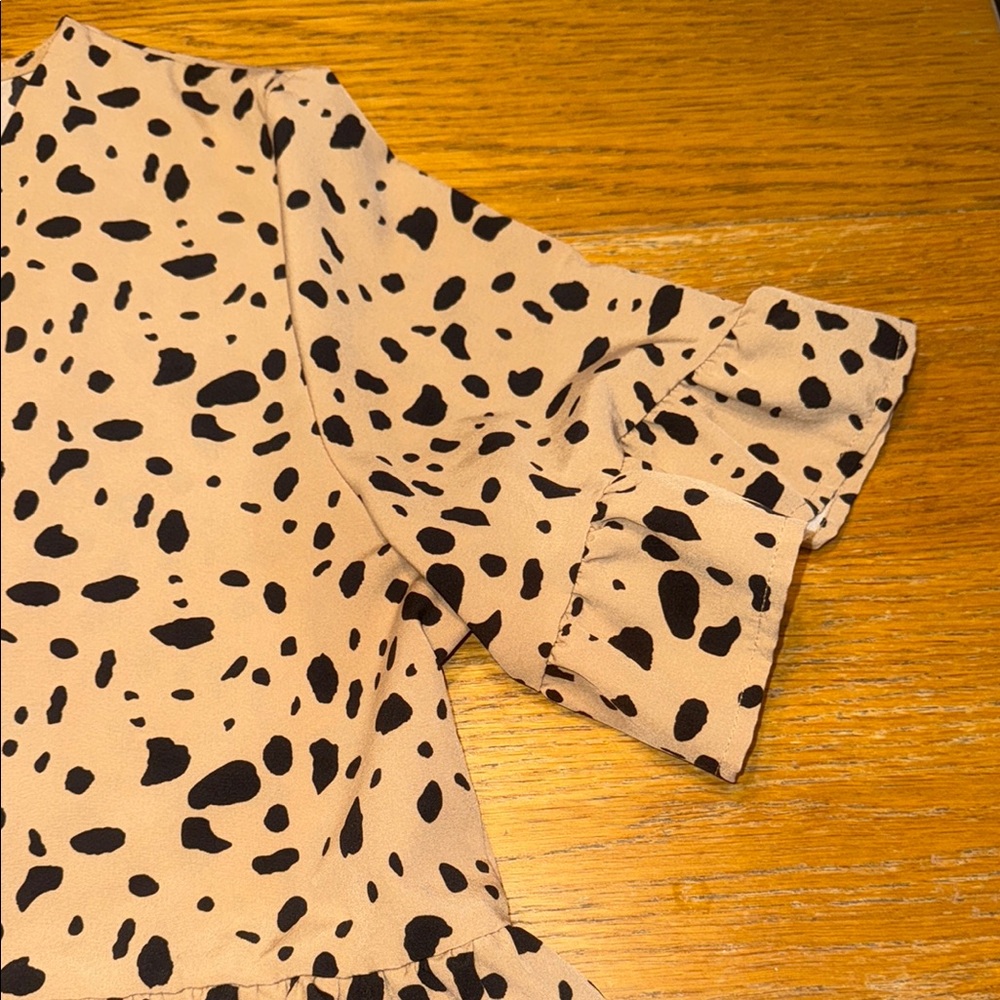 SHEIN Tan Flutter Sleeve Mini Dress - Picture 3 of 6